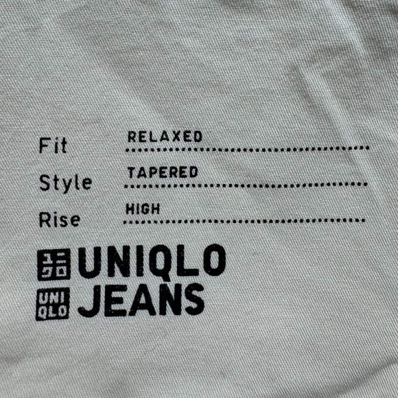 Uniqlo Tapered High Rise Jeans Size 23 - Picture 3 of 5